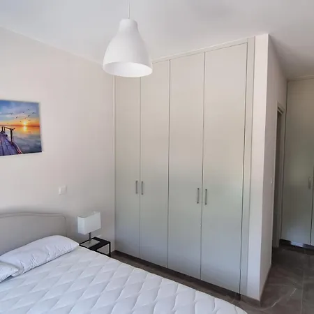 Monastiraki Serene Escape *